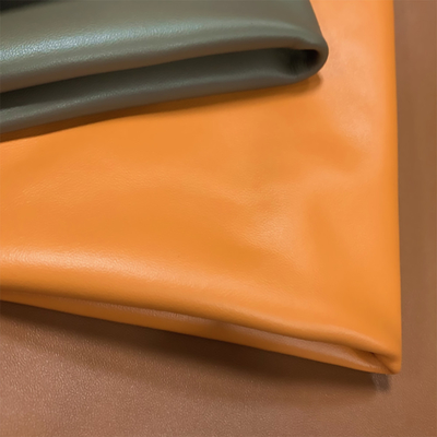 服装の革生地のオリーブ色の明るいオレンジPu Microfiberの革を衰退してはいけない